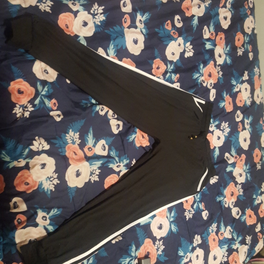 Black sweat pants